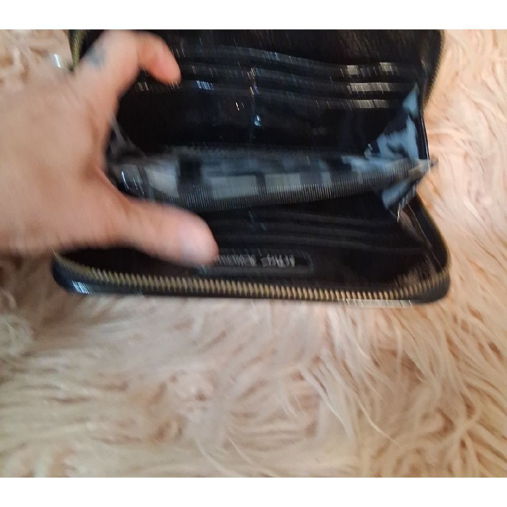 Betsey Johnson Glittering Black Sequin Clutch - Picture 4 of 9